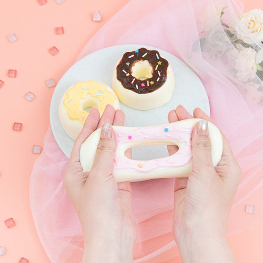 colorful chocolate donut(カラフルなチョコレートドーナツ)