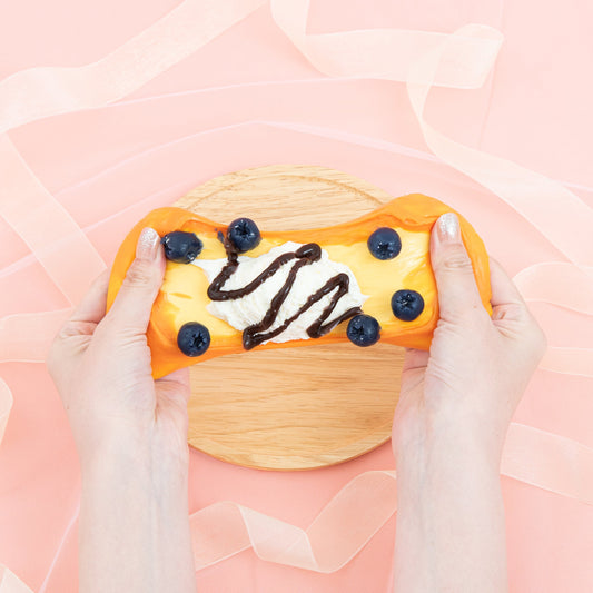 blueberry ice toast（ブルーベリーとアイスのトースト）
