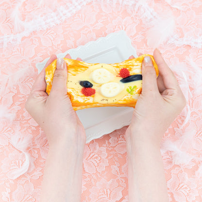 fluits honey toast（たくさんのフルーツのハニートースト）