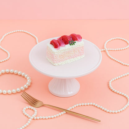 strawberry short cake（真っ赤な苺のショートケーキ）